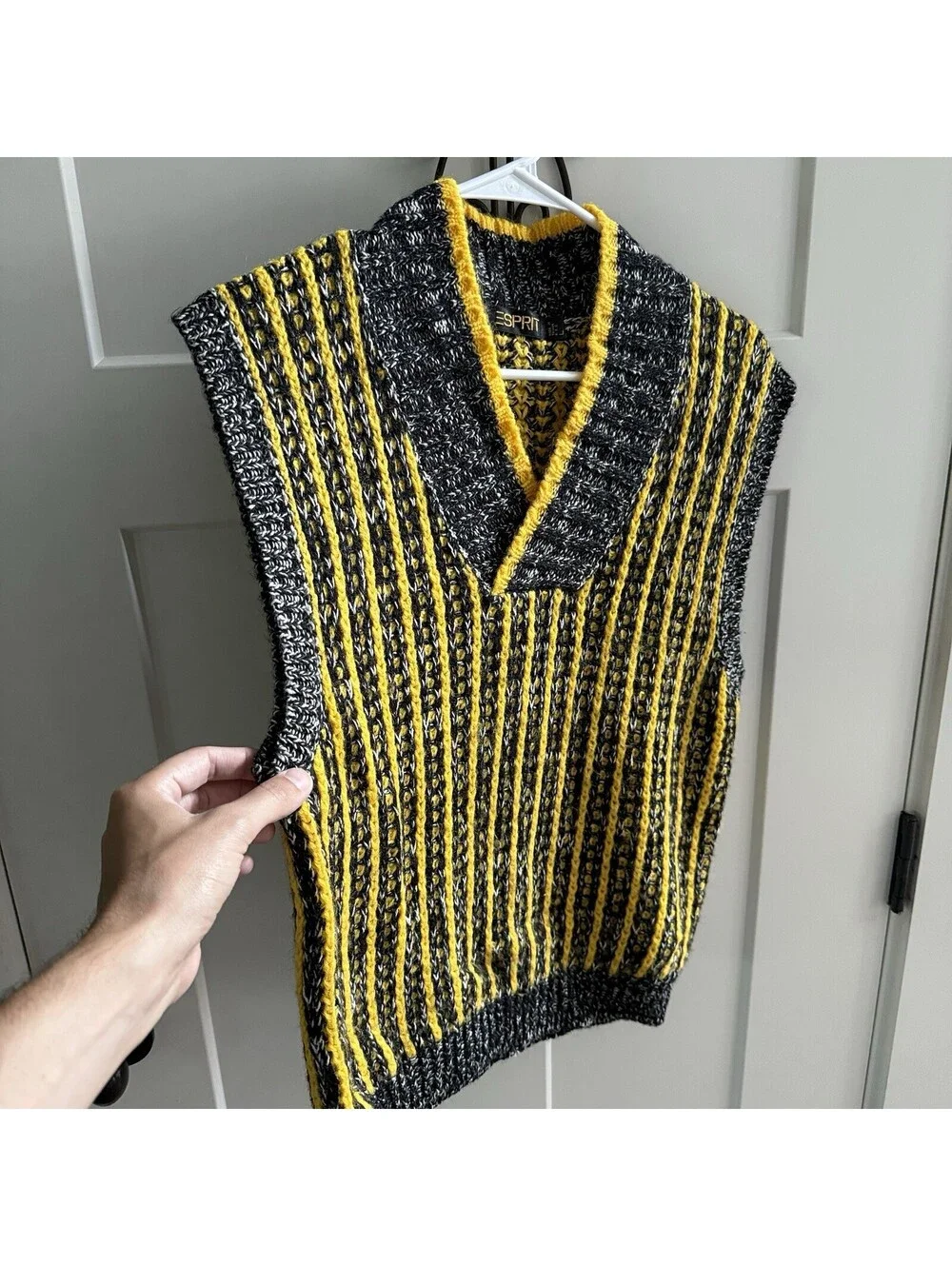 Vintage ESPRIT Sweater Vest Mens L 80s 90s Chunky Knit Yellow Black Preppy